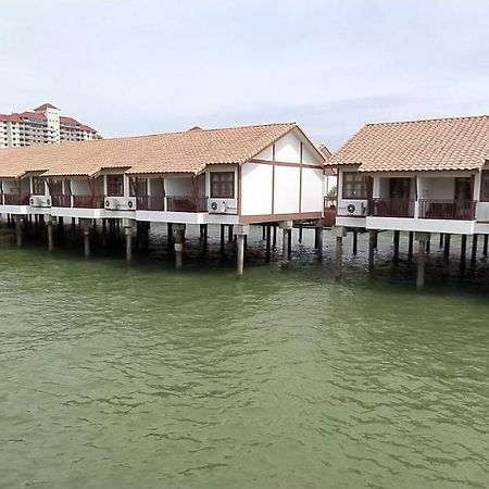 Port Dickson Private Unit Chalet Bagian luar foto
