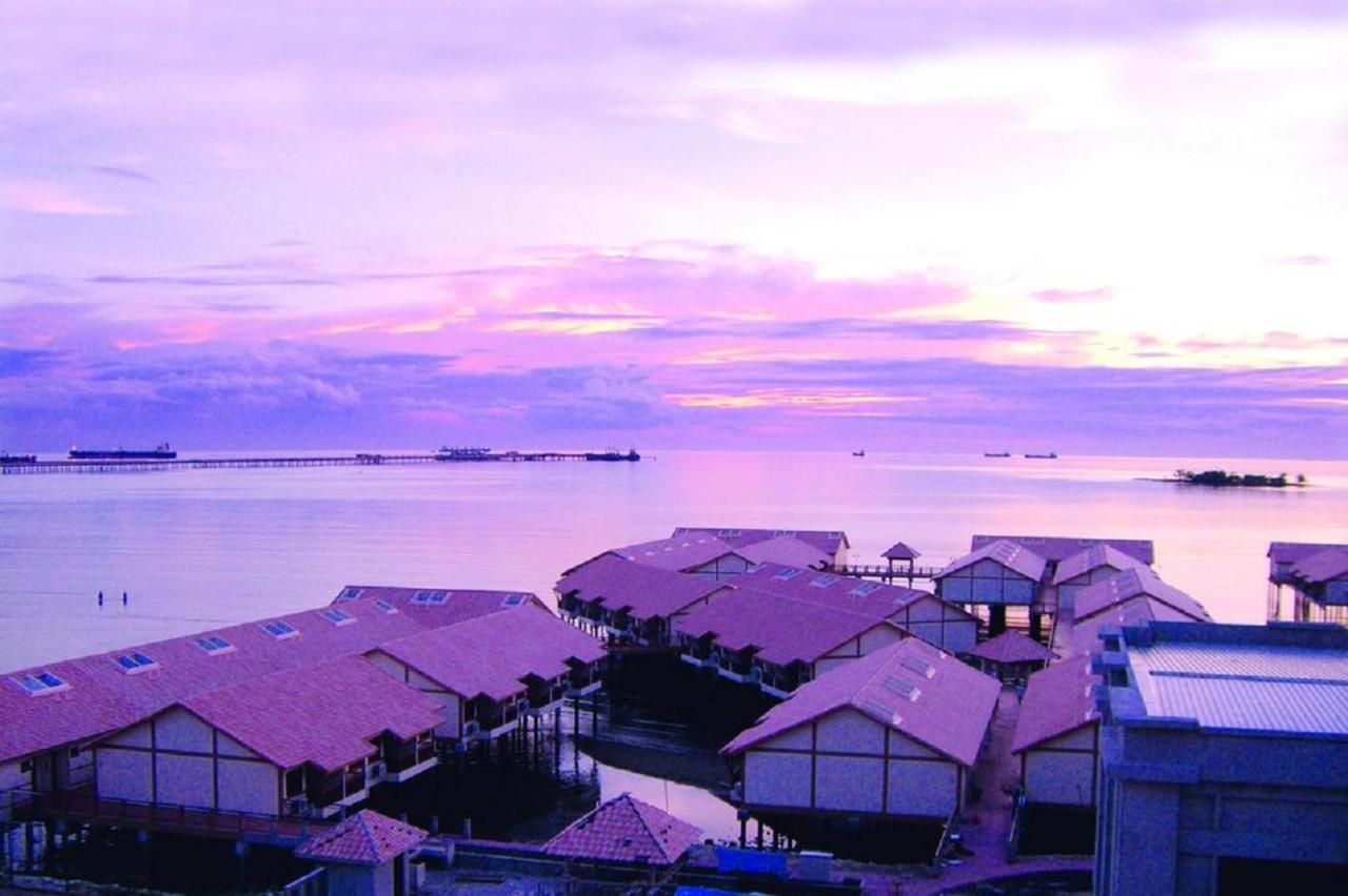 Port Dickson Private Unit Chalet Bagian luar foto